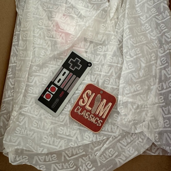 Vans x Nintendo SUPER Limited Edition Sk8-Hi Sneakers - Picture 6 of 9